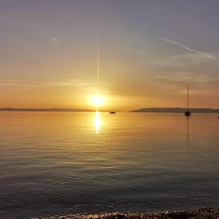 Domina 아파트 마카르스카